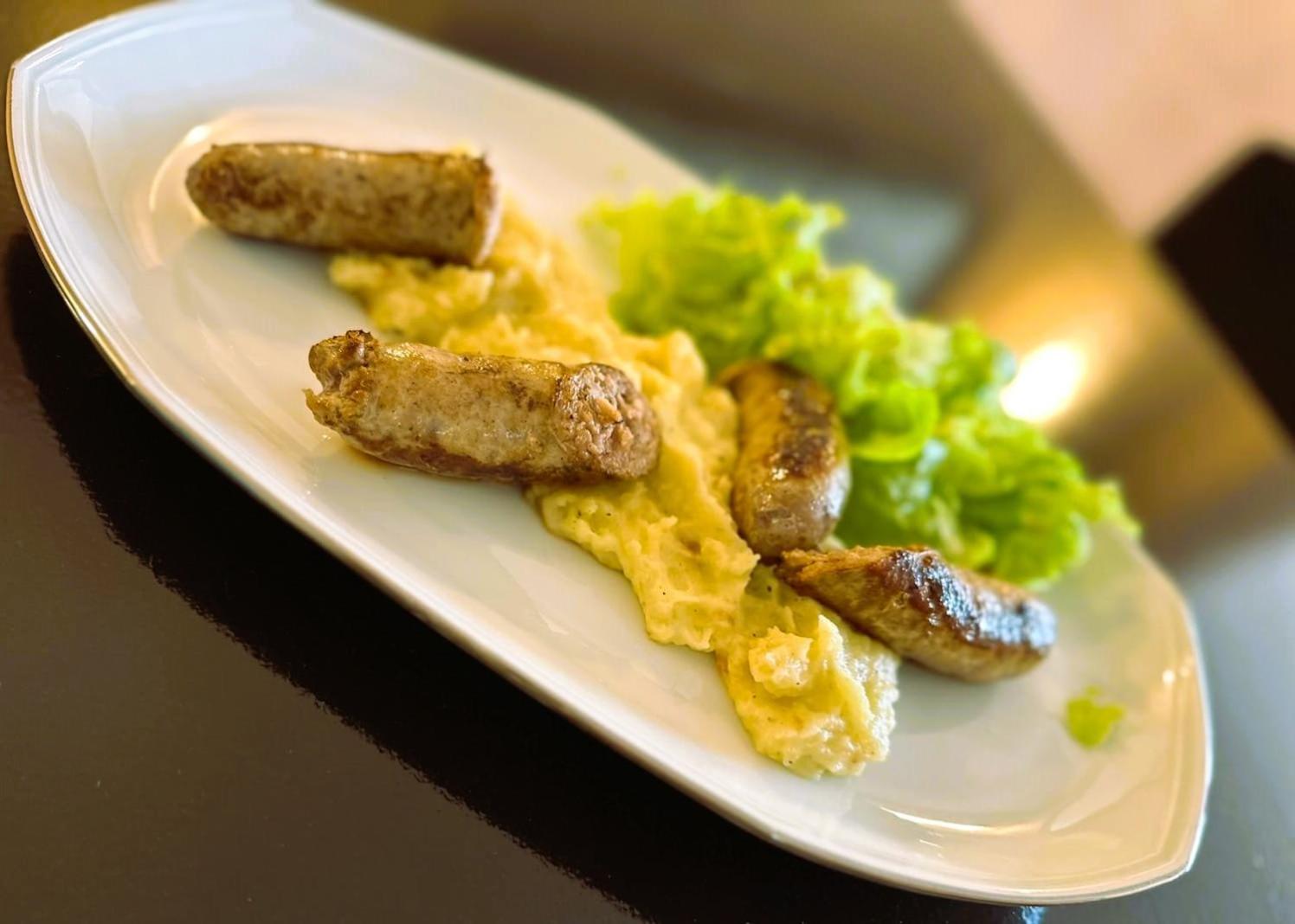 Logis Hotel Le Boudoir เบลเวส ภายนอก รูปภาพ